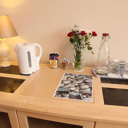 Apartamento Evee'S Pebbles 1 Torneo de Torneo de Eastbourne Exterior foto